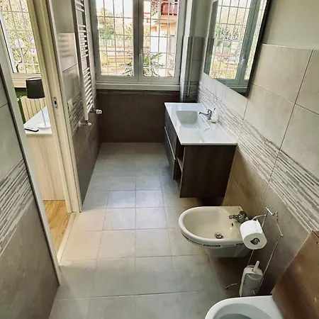 Grace's House Trastevere Bellissime Con Bagno Privato Guest house Rome